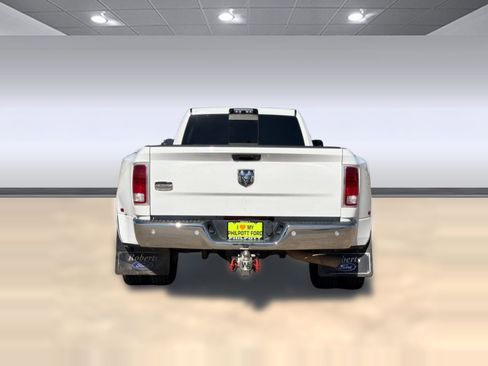 Used 2018 RAM 3500 Laramie Longhorn image 10
