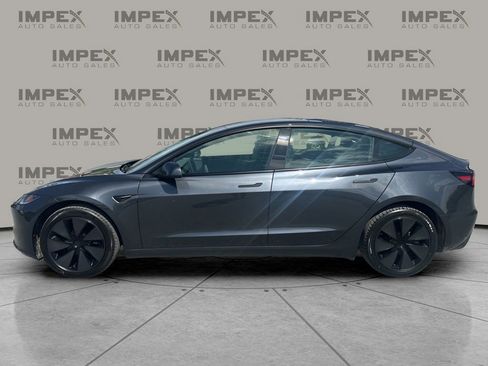 Used 2025 Tesla Model 3 Long Range image 2