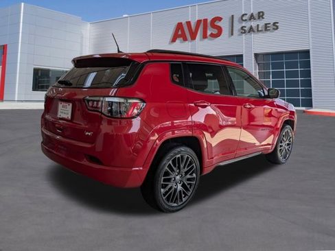 Used 2023 Jeep Compass Limited image 6