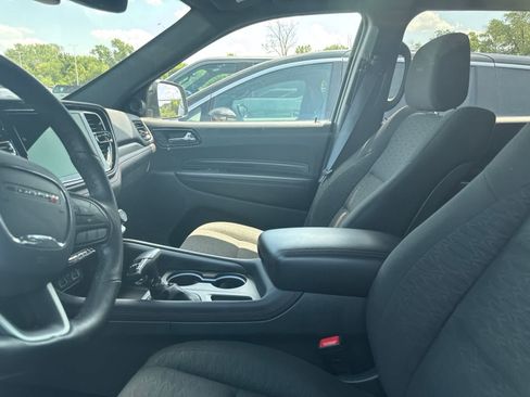 Used 2025 Dodge Durango GT AWD/4WD image 31
