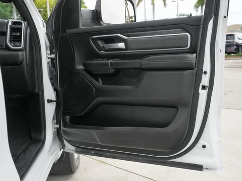 Used 2021 RAM 1500 Big Horn AWD/4WD image 38