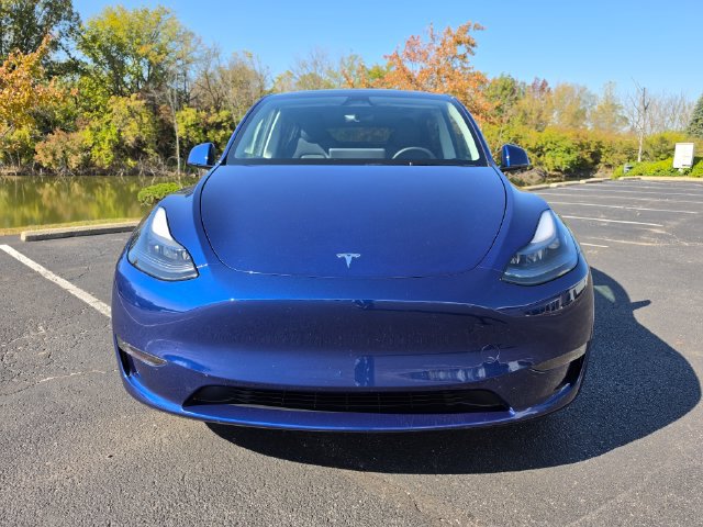 Used 2025 Tesla Model Y Long Range AWD/4WD image 15