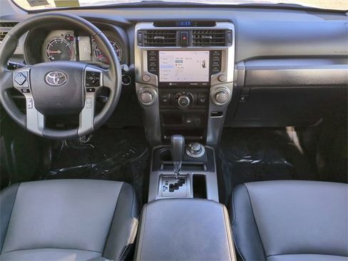 Used 2022 Toyota 4Runner SR5 Premium image 15