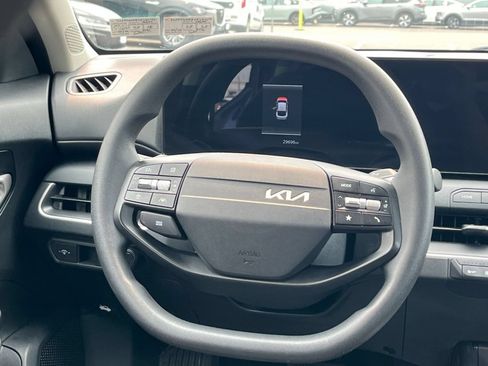 Used 2025 Kia K4 FWD image 23