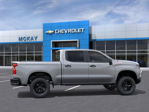 New 2026 Chevrolet Silverado 1500 Custom Trail Boss AWD/4WD image 5