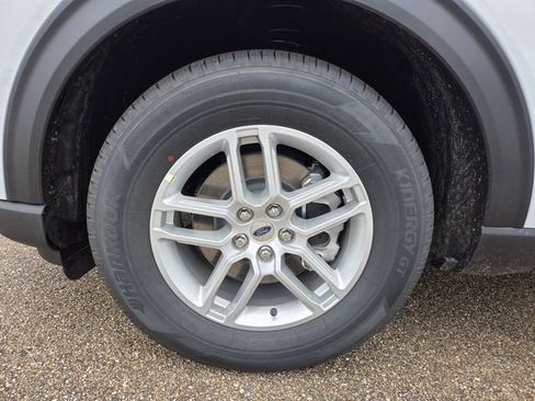New 2026 Ford Explorer Active w/ Active Comfort Package RWD image 23