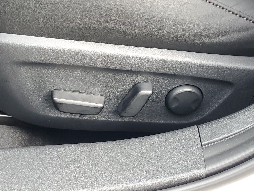 New 2026 MAZDA MAZDA3 s FWD image 10