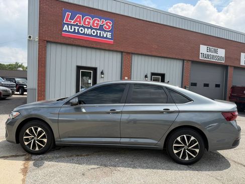 Used 2024 Volkswagen Jetta S FWD image 3