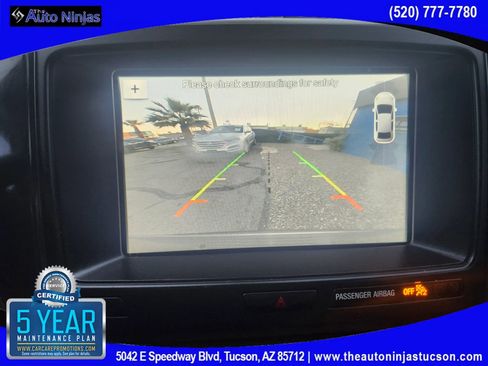 Used 2018 Ford Explorer XLT w/ Equipment Group 202A image 28