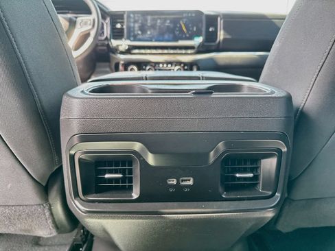 Used 2024 Chevrolet Silverado 1500 LT Trail Boss AWD/4WD image 22