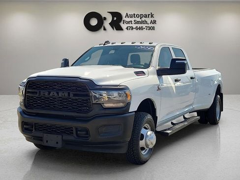 Used 2024 RAM 3500 Tradesman w/ Protection Group AWD/4WD image 2
