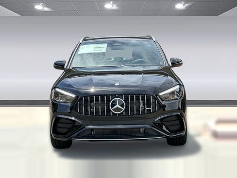 New 2026 Mercedes-Benz GLA 35 AMG 4MATIC image 5