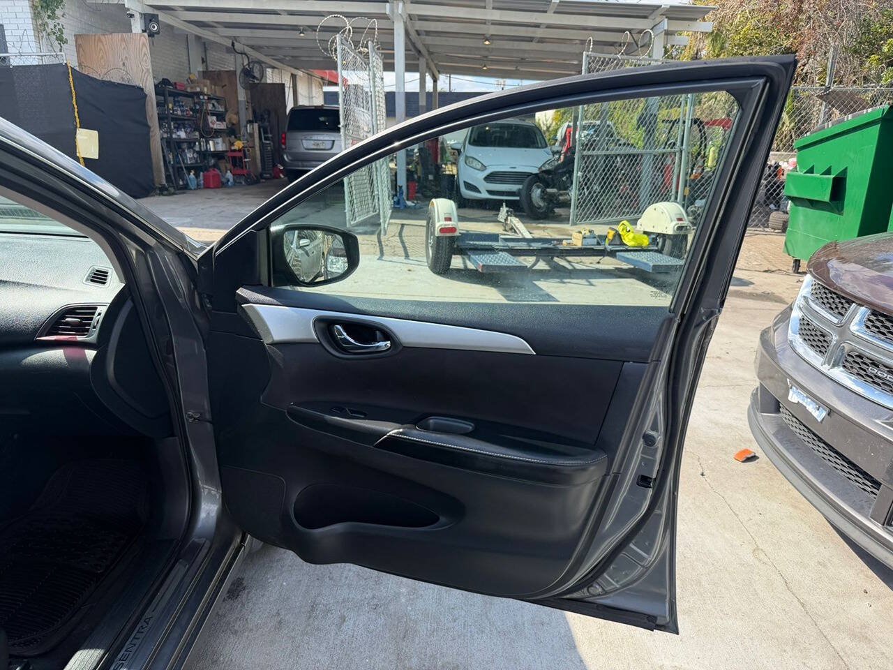 Used 2019 Nissan Sentra S FWD image 3