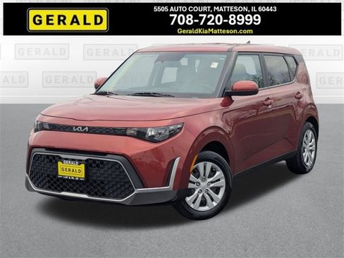 Certified 2023 Kia Soul LX image 1