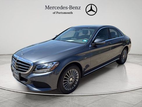 Used 2015 Mercedes-Benz C 300 4MATIC Sedan image 1