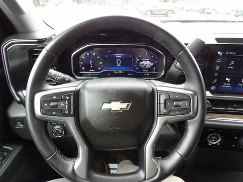 Certified 2023 Chevrolet Silverado 1500 LT AWD/4WD image 18