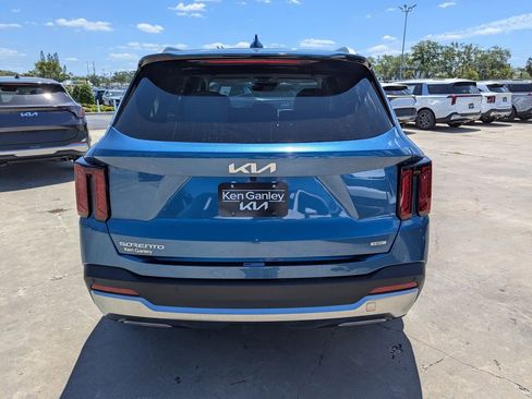 New 2026 Kia Sorento EX AWD/4WD image 7