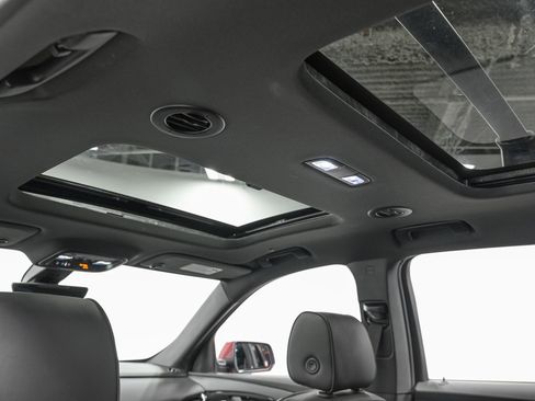 Used 2023 Chevrolet Traverse RS w/ LPO, Floor Liner Package AWD/4WD image 25