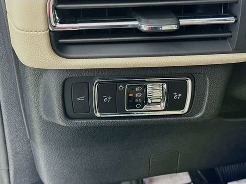 New 2026 Lincoln Corsair Reserve image 10