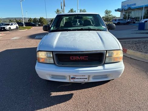 Used 2003 GMC Sonoma SL w/ Convenience Package RWD image 2
