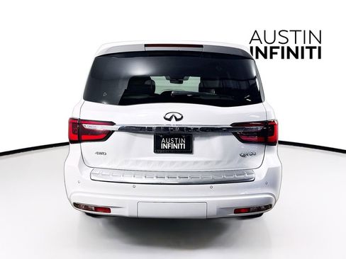 Certified 2024 INFINITI QX80 Sensory w/ Cargo Package AWD/4WD image 8