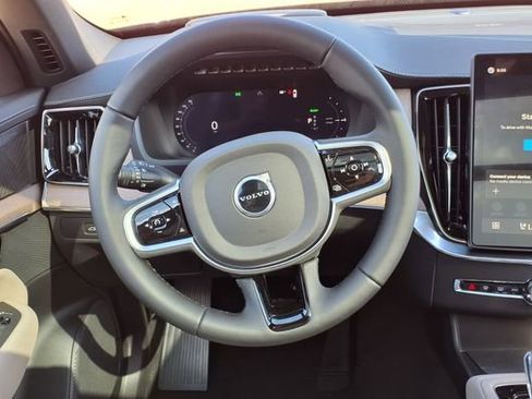New 2026 Volvo XC90 T8 Ultra w/ Protection Package Premier AWD/4WD image 22