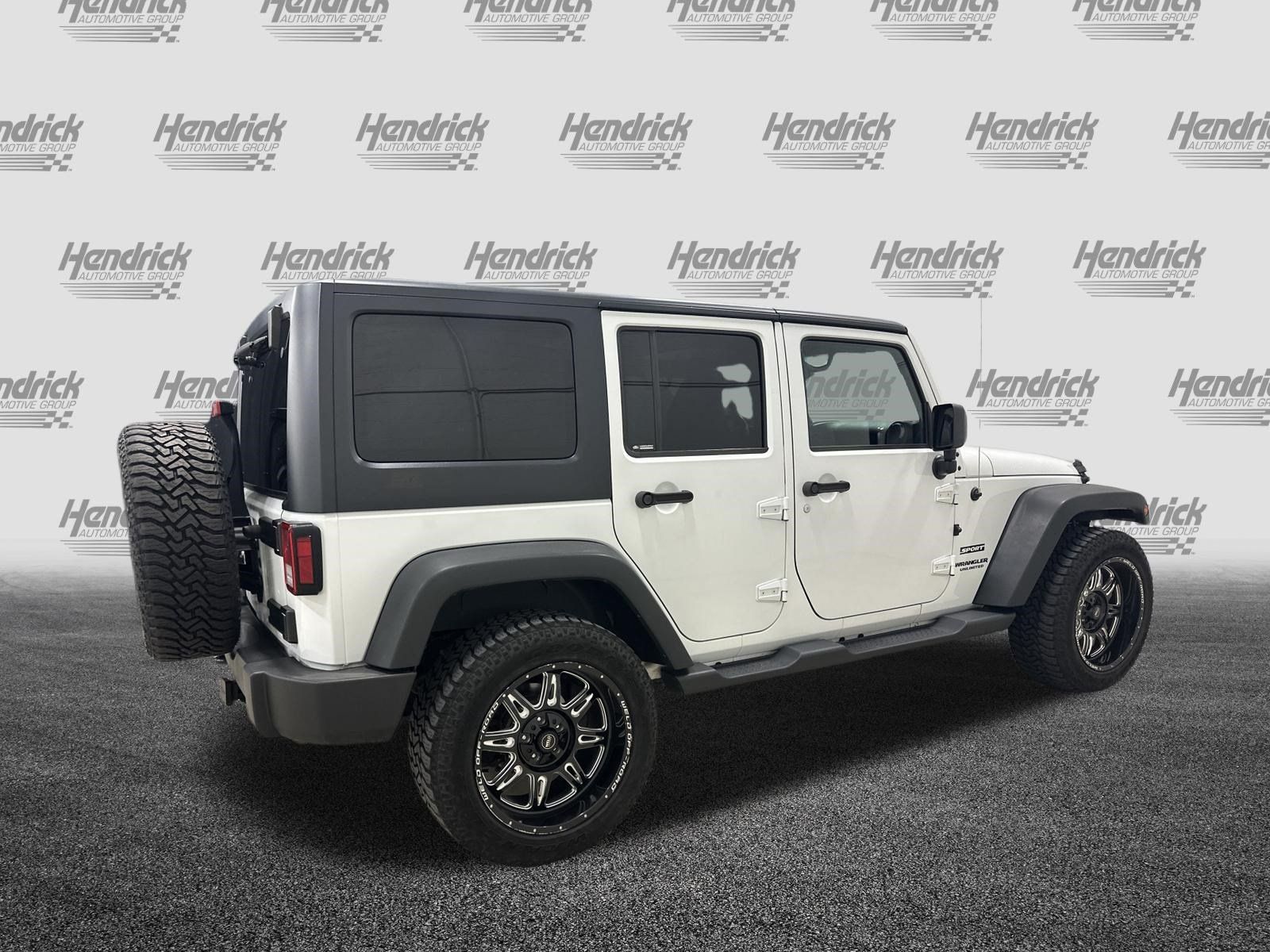 Used 2016 Jeep Wrangler Unlimited Sport w/ Quick Order Package 24S AWD/4WD image 10