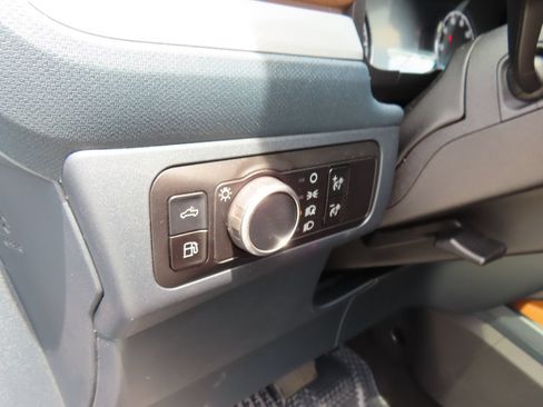 Used 2024 Ford Maverick Lariat FWD image 17
