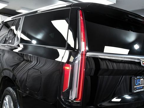 Used 2024 Cadillac Escalade ESV Premium Luxury w/ LPO, Floor Liner Package AWD/4WD image 87