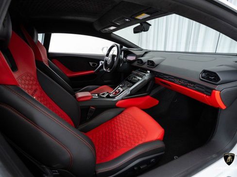 Used 2019 Lamborghini Huracan LP 580-2 image 39