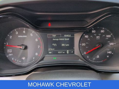 Used 2024 Chevrolet Trax LS w/ LS Convenience Package FWD image 12
