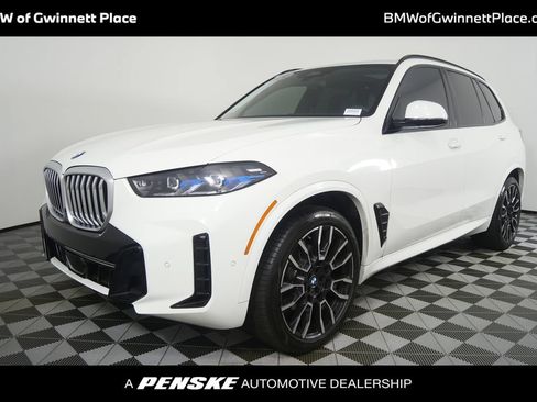 Used 2024 BMW X5 xDrive40i w/ M Sport Package AWD/4WD image 1
