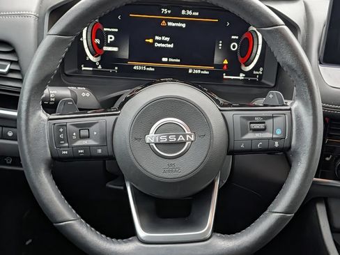 Used 2024 Nissan Rogue SL w/ SL Premium Package FWD image 14