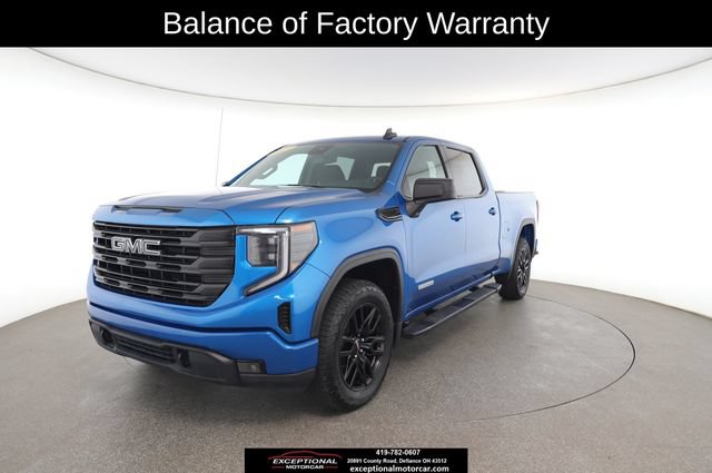Used 2023 GMC Sierra 1500 Elevation w/ LPO, Elevation Black Package AWD/4WD image 2