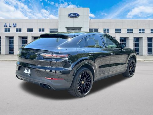 Used 2022 Porsche Cayenne S image 5