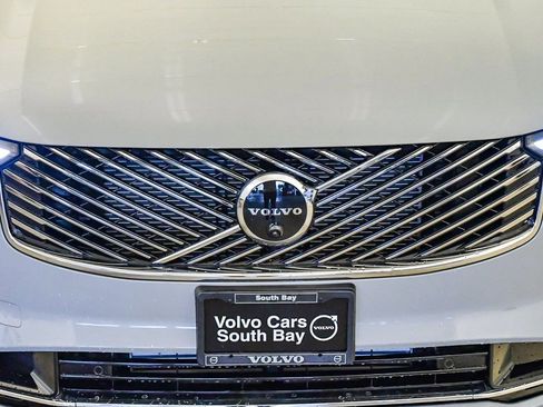New 2026 Volvo XC90 T8 Ultra w/ Protection Package Premier AWD/4WD image 8