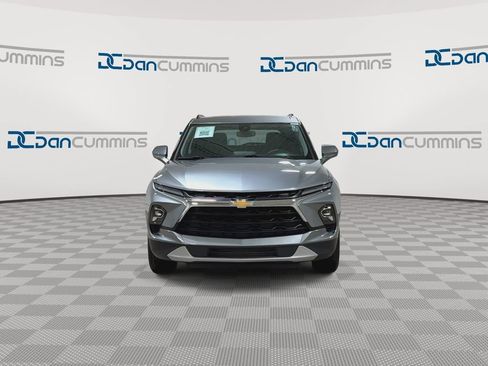 Used 2024 Chevrolet Blazer LT w/ Convenience Package FWD image 3