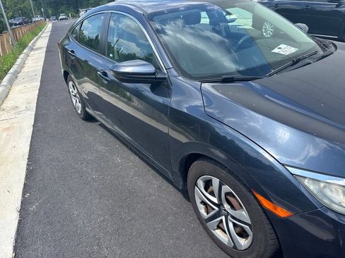 Used 2018 Honda Civic LX image 4