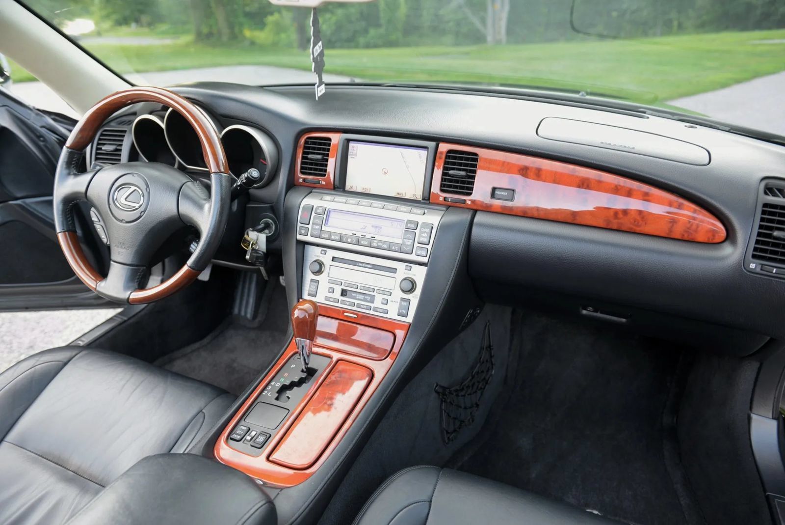 Used 2002 Lexus SC 430 Convertible RWD image 60