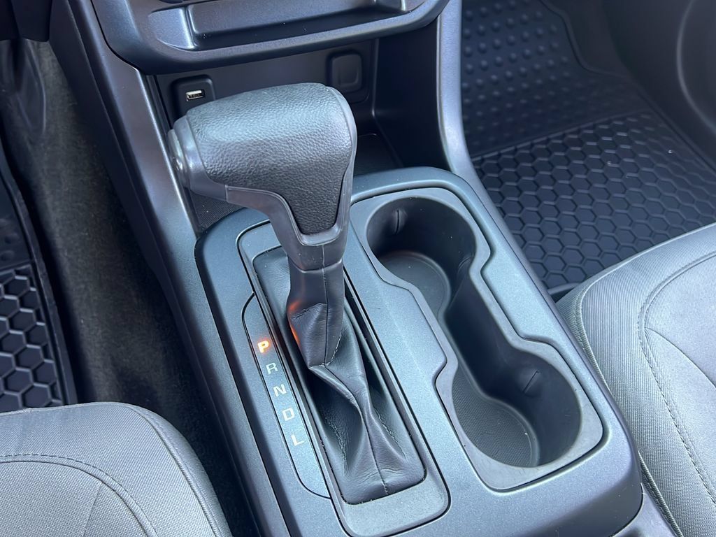 Used 2018 Chevrolet Colorado W/T RWD image 22