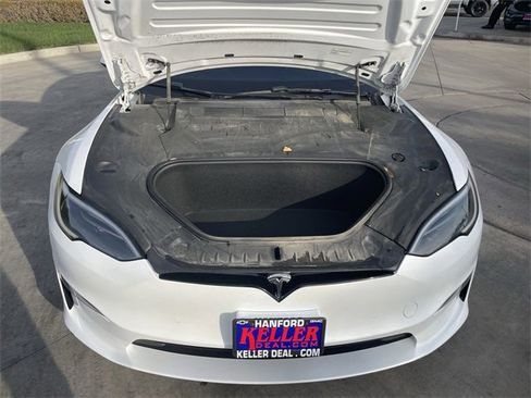 Used 2022 Tesla Model S image 30
