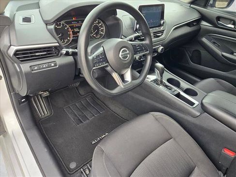 Used 2020 Nissan Altima 2.5 S image 10