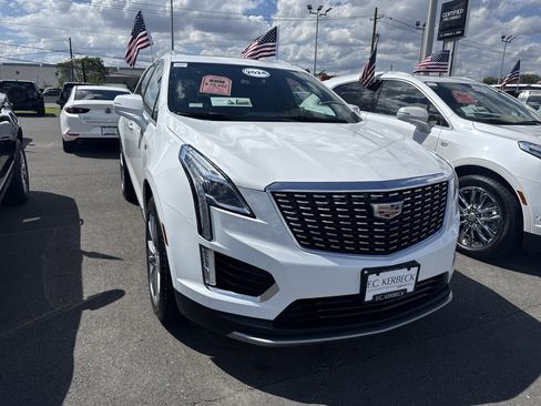 Used 2024 Cadillac XT5 Premium Luxury image 5