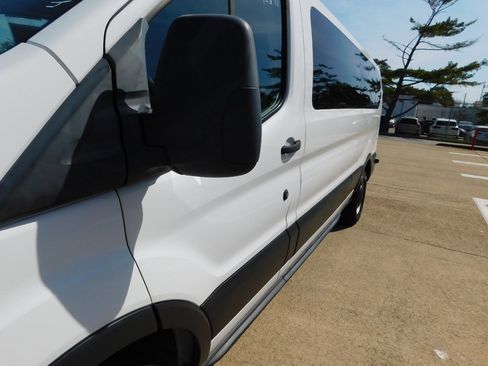 Used 2018 Ford Transit 350 XL RWD image 8