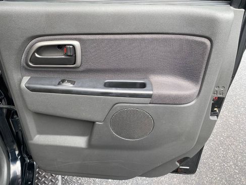 Used 2005 Chevrolet Colorado LS AWD/4WD image 24