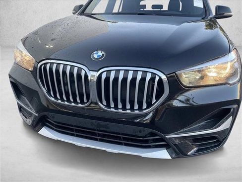 Used 2021 BMW X1 sDrive28i image 9