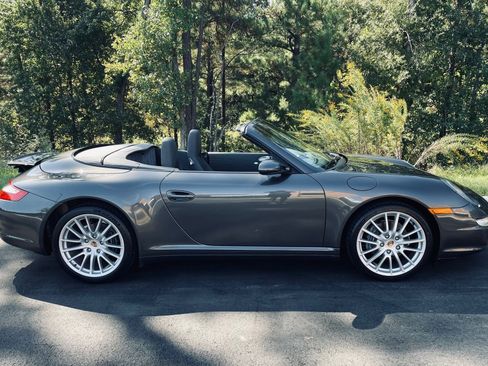 Used 2006 Porsche 911 Carrera 4 image 23