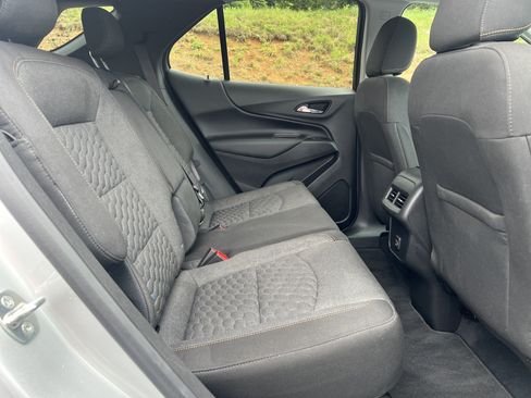 Used 2020 Chevrolet Equinox LT AWD/4WD image 19