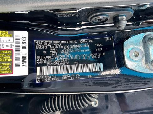 Used 2016 Toyota Sequoia SR5 RWD image 34