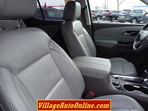 Used 2019 Chevrolet Traverse LT w/ LT Premium Package image 33
